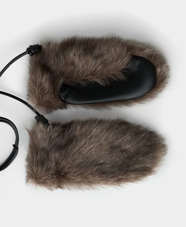 Варежки ASKENT х LUDA NIKISHINA — каталог женской одежды | Магазин Luda Nikishina