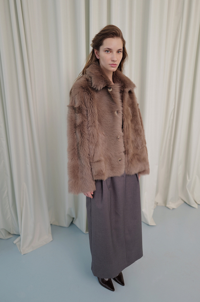 Дубленка Рене (RENE) оливковая — каталог женской одежды | Магазин Luda Nikishina