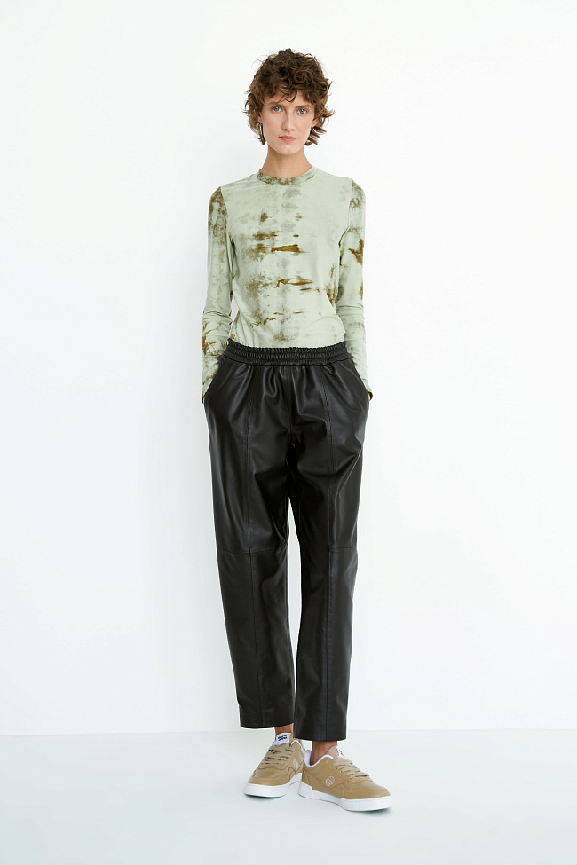 картинка Кожаные брюки LANE от магазина Одежда+